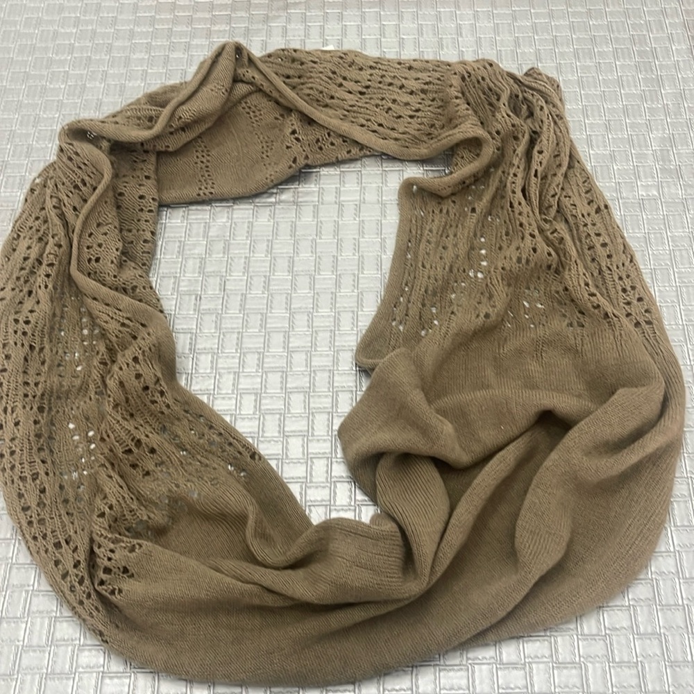 DLNA Apparel Sport Light Brown Knit Infinity Scarf NWT